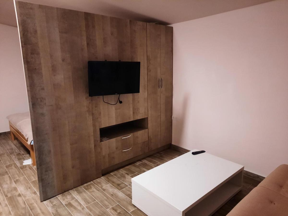 Green Villa Rodna Skopje Bagian luar foto