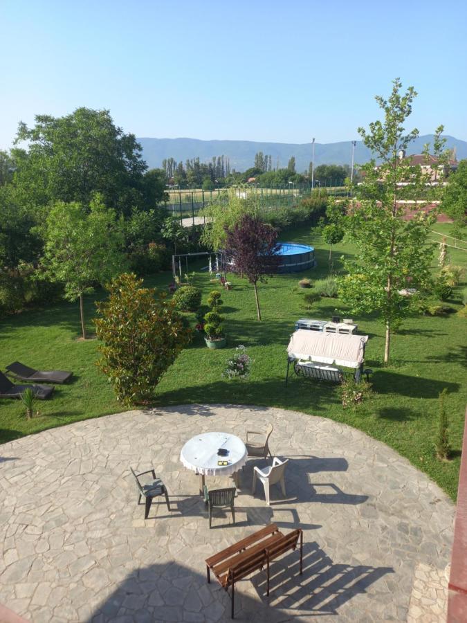 Green Villa Rodna Skopje Bagian luar foto
