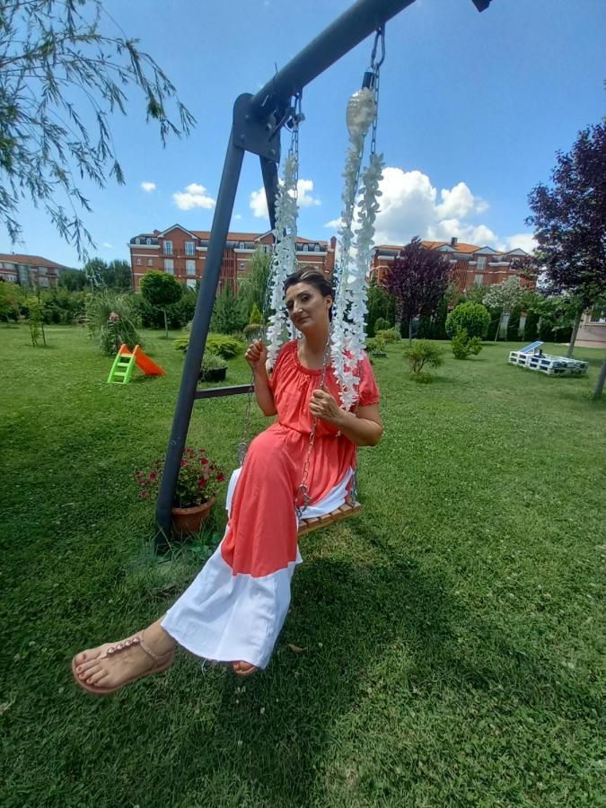 Green Villa Rodna Skopje Bagian luar foto